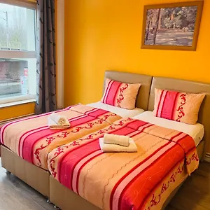 https://mandm-wilhelmsburg.hamburg-hotels-de.com
